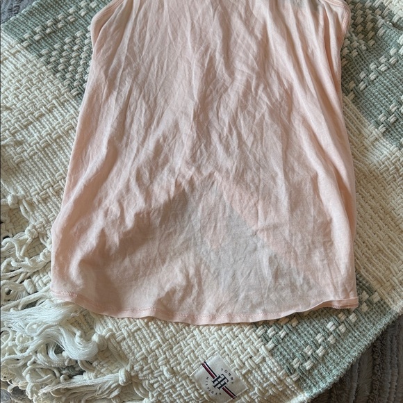 Lululemon light pink tank top - Picture 3 of 6